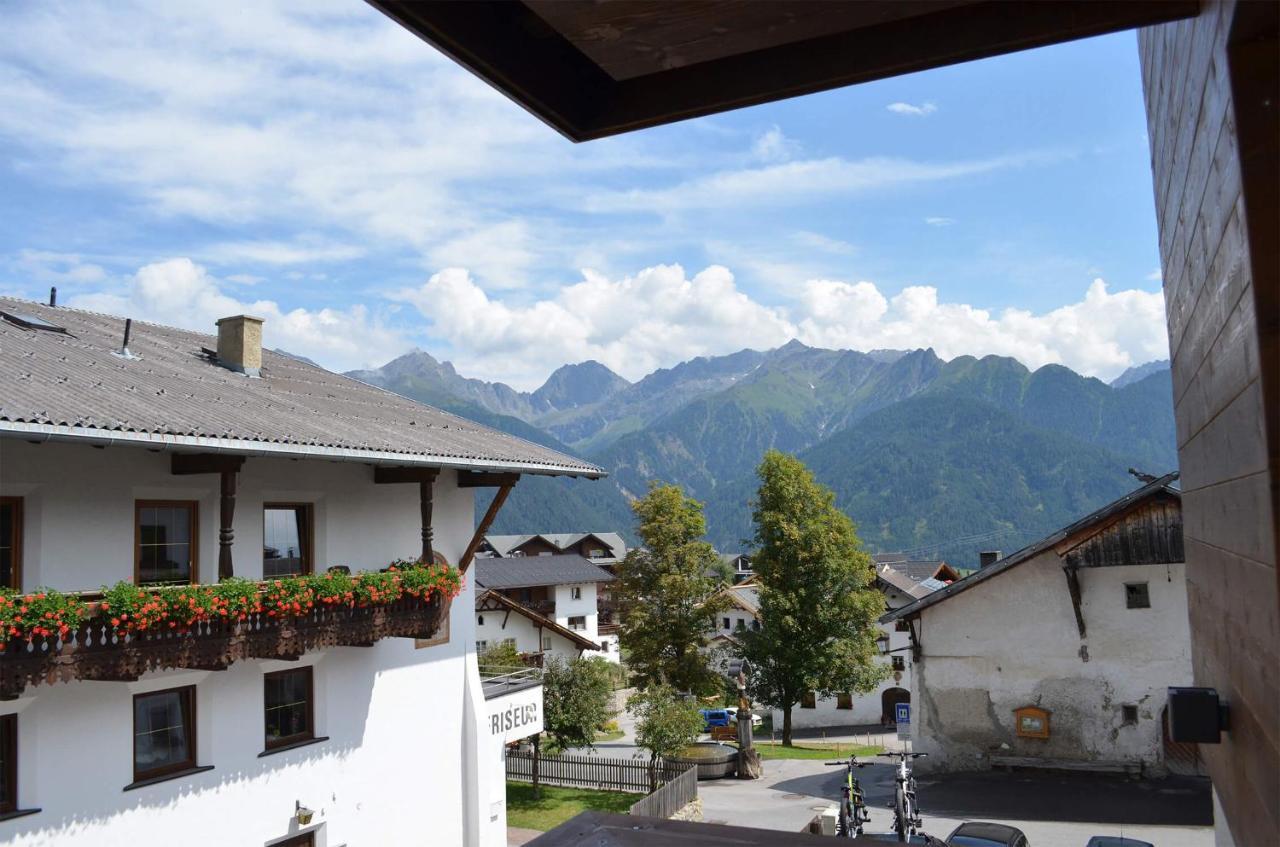 Poltehof Villa Fiss Exteriör bild